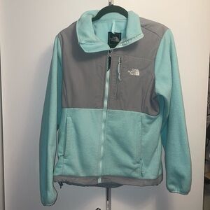 Medium North Face Teal/Gray Jacket